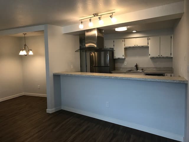 Bellingham Apartment: 2401 Elm St and 2400 Elizabeth St