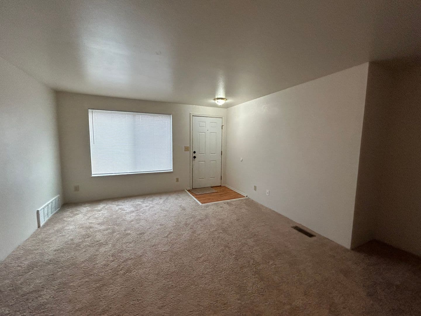 Mount Vernon Apartment: 705 N 1st St.