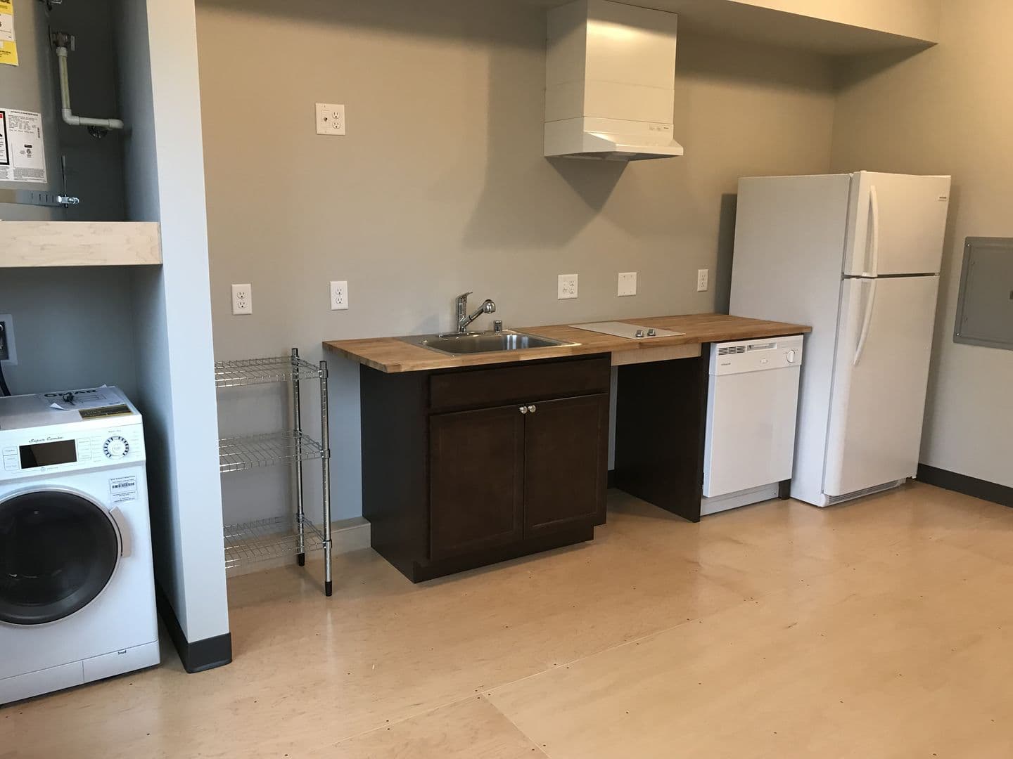 Bellingham Apartment: 194 E Bakerview Rd