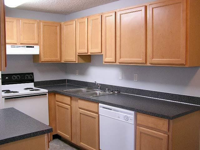 Bellingham Apartment: 1810-1812-1814 Texas St