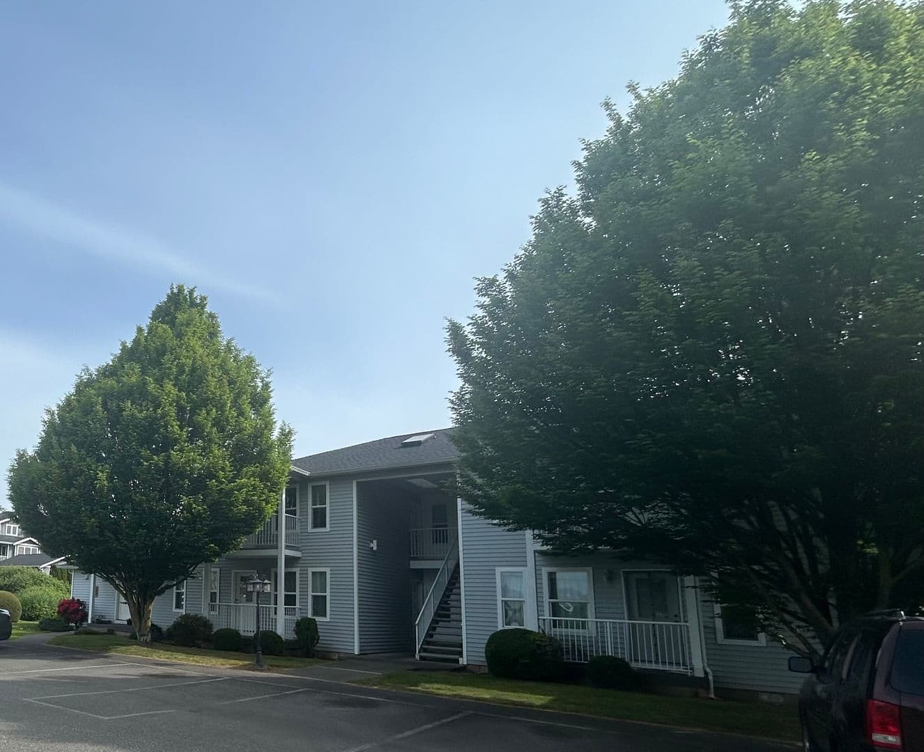 Lynden Apartment: 733 Judson St
