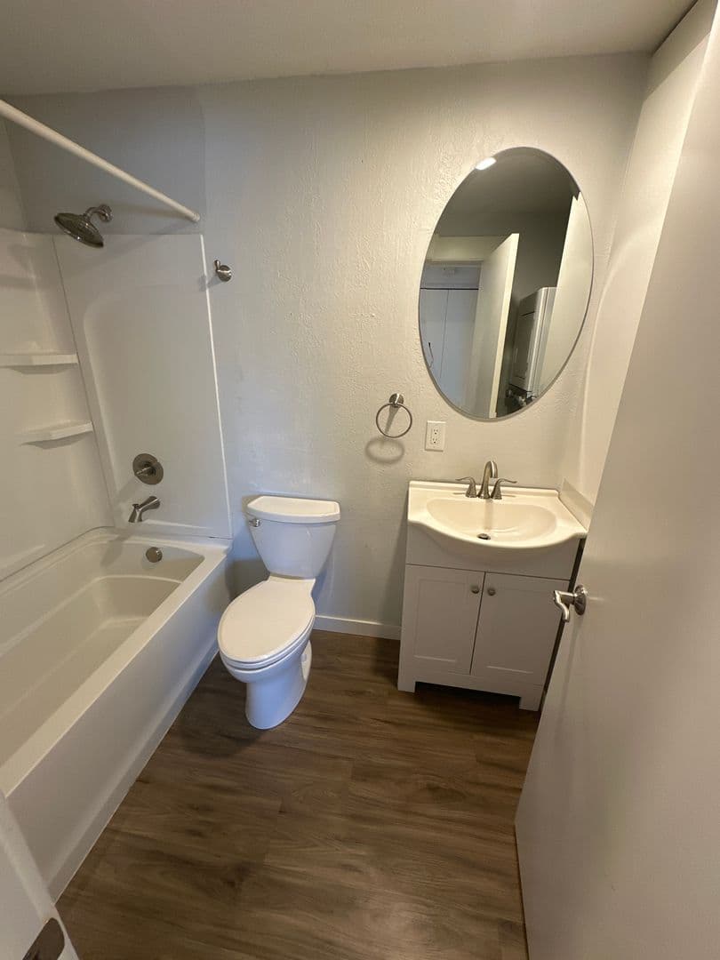 Bellingham Apartment: 2401 Elm St and 2400 Elizabeth St