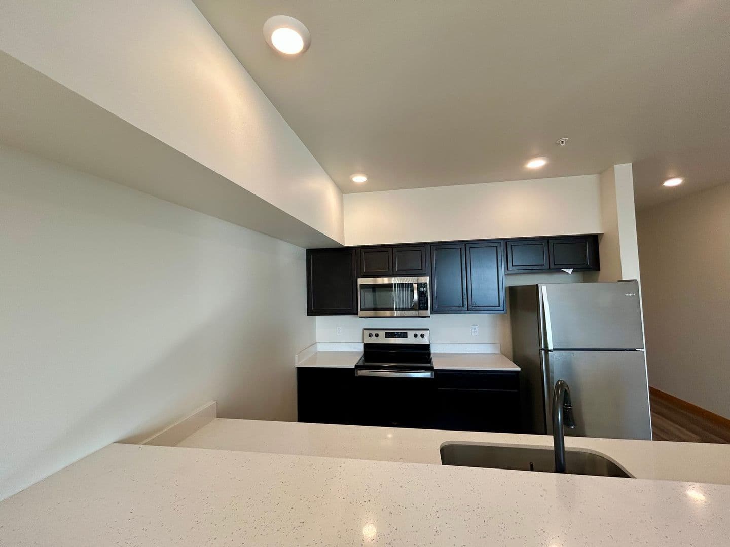 Bellingham Apartment: 1130 13th St