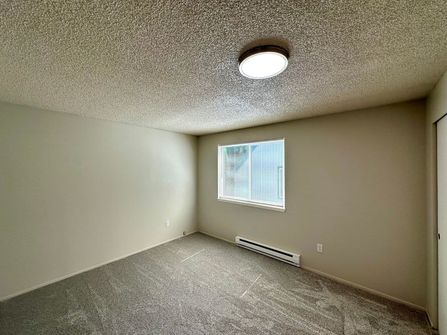 Bellingham House: 1702 34th St