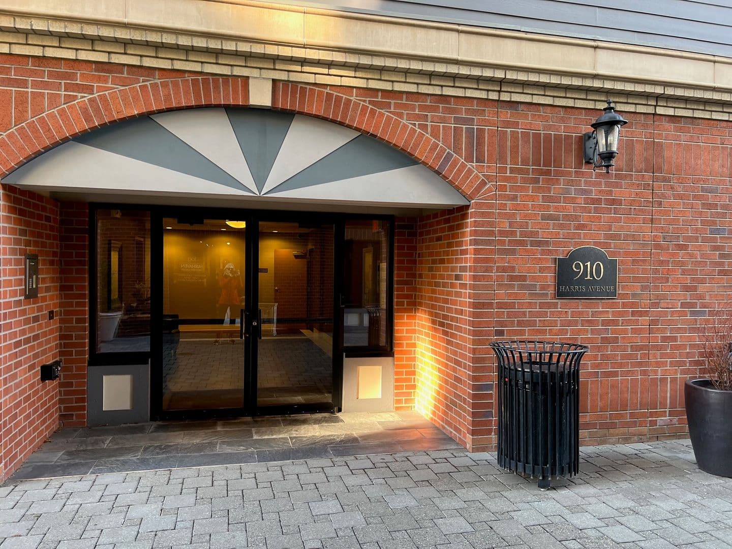 Bellingham Condo: 910 Harris Ave #201