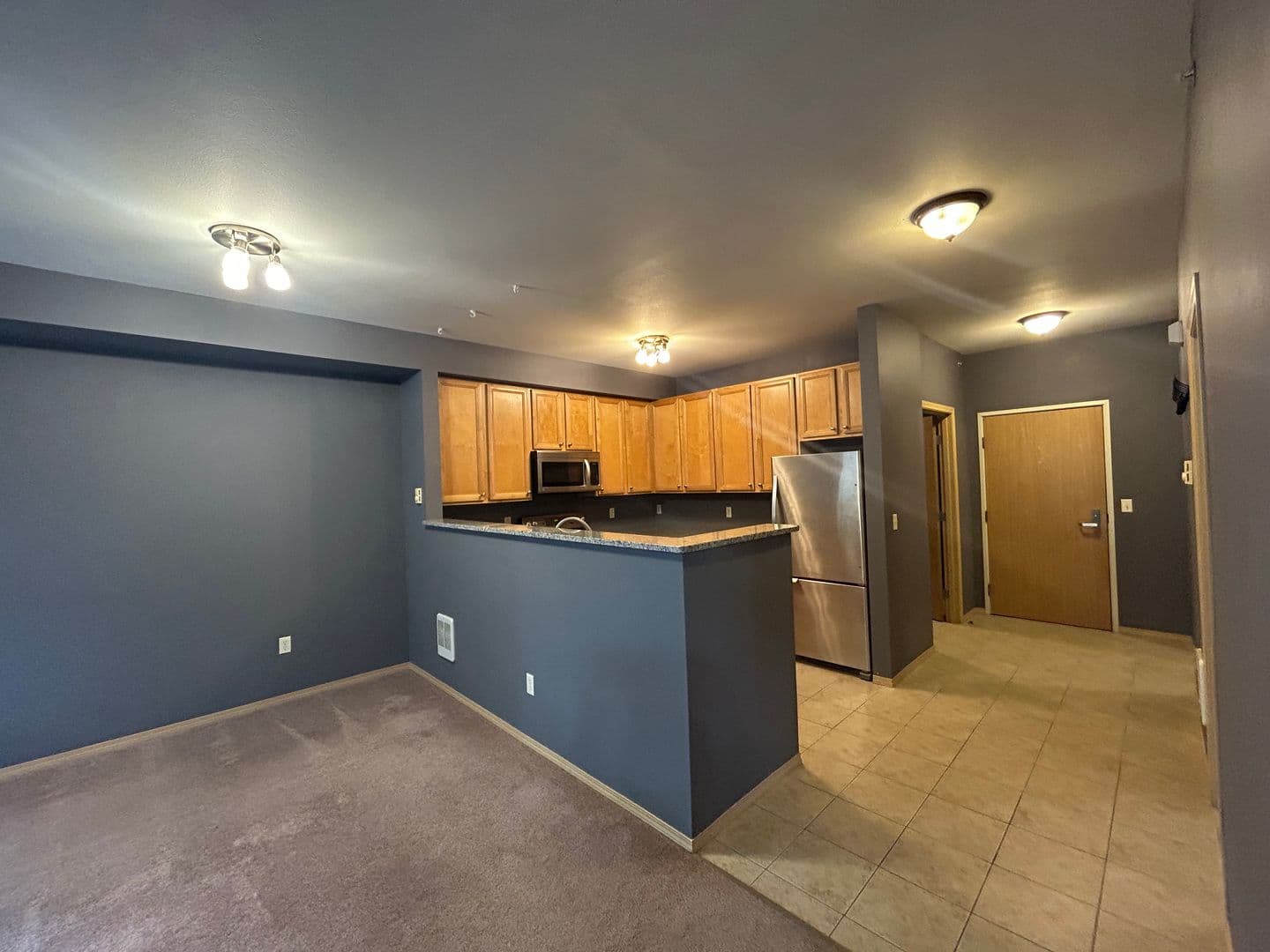 Bellingham Condo: 512 Darby Dr #211