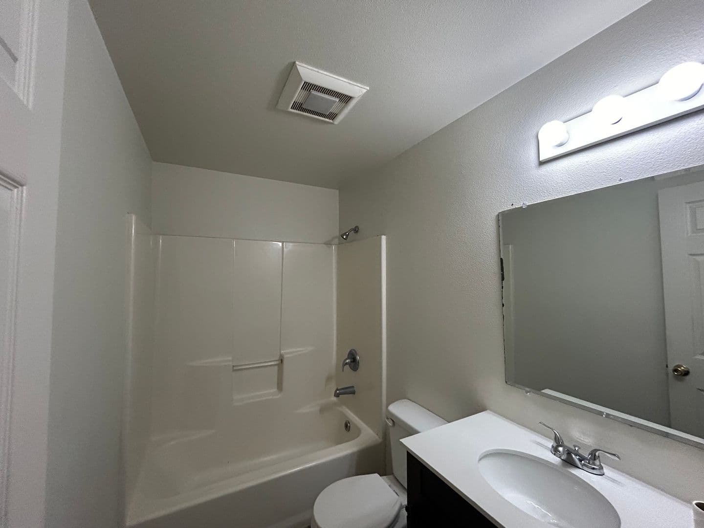 Mount Vernon Apartment: 705 N 1st St.