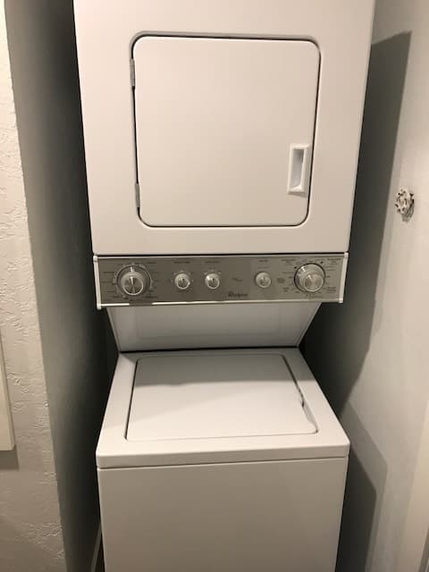 Bellingham Apartment: 2401 Elm St and 2400 Elizabeth St