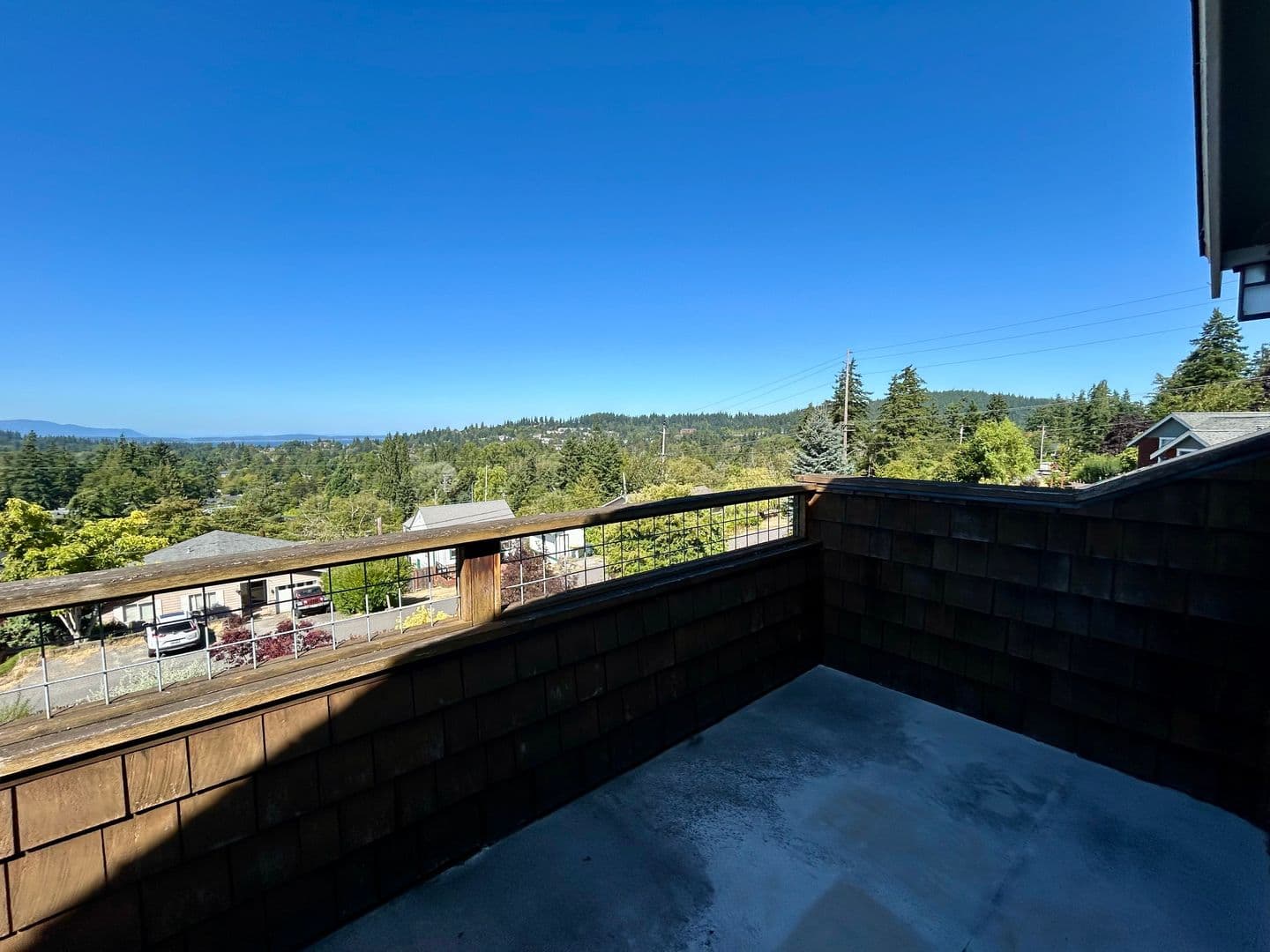 Bellingham House: 1611 S 34th St