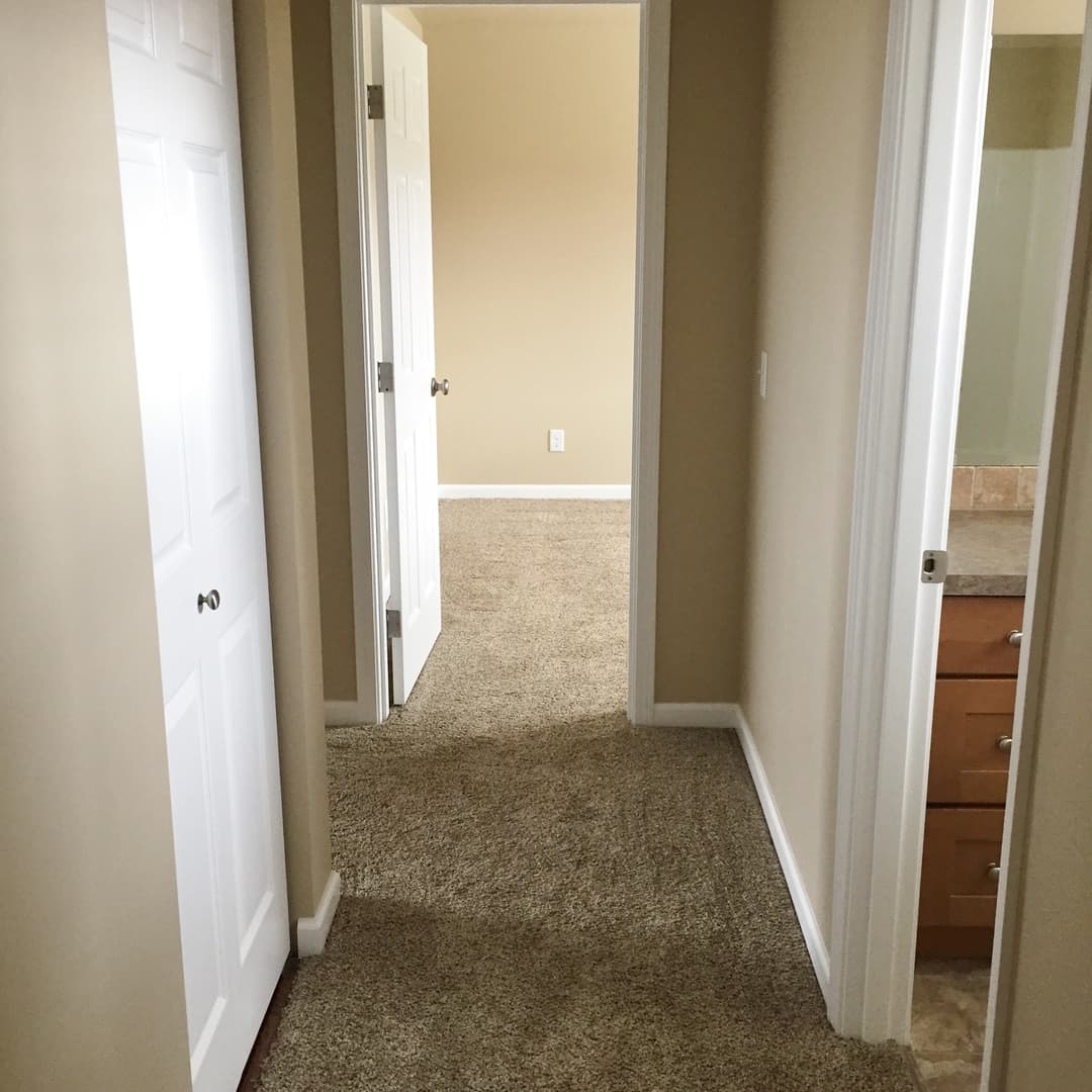 Lynden Apartment: 1939 N Prairie Ln