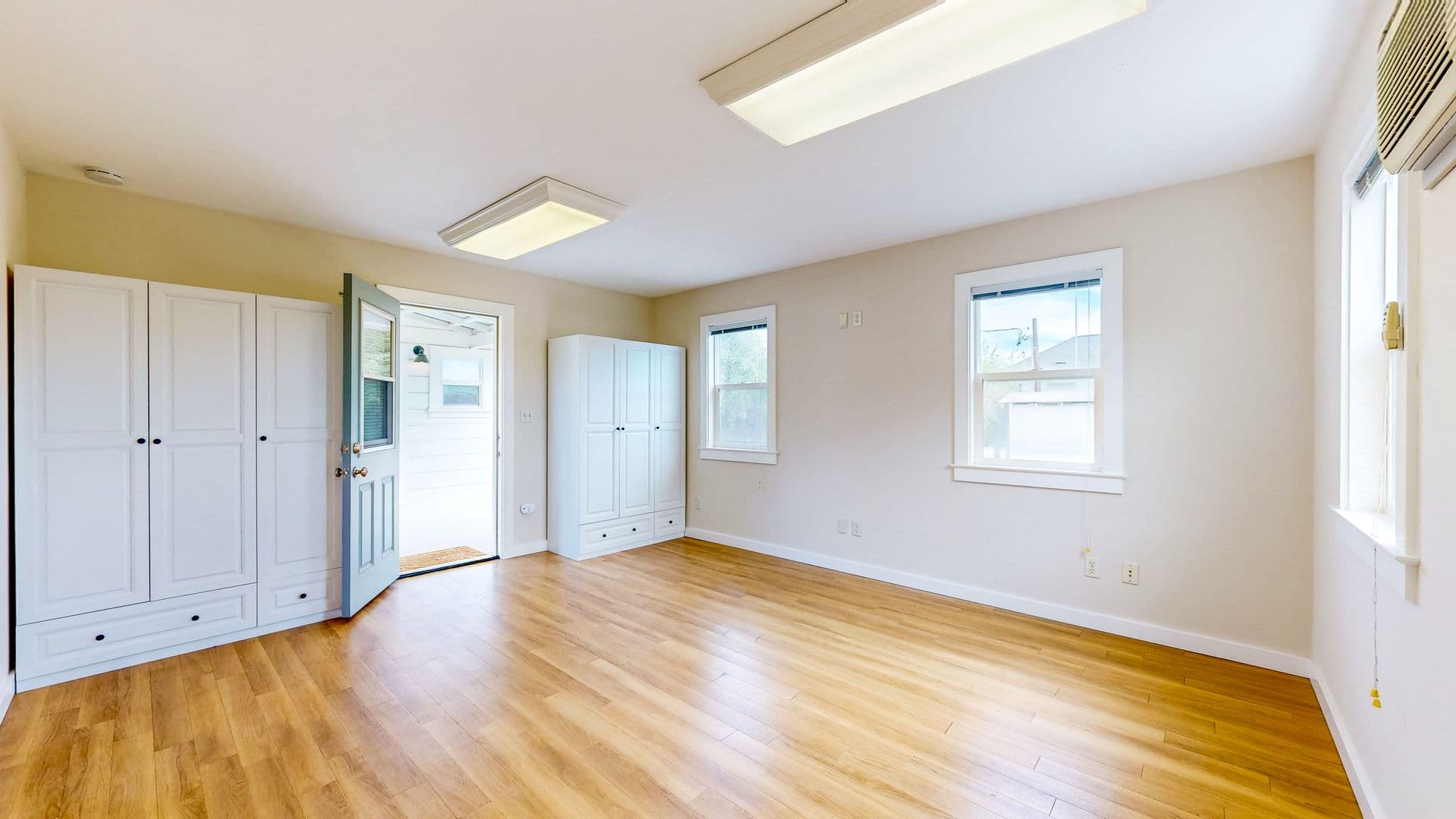 St Helena Apartment: 871 Dowdell Ln,