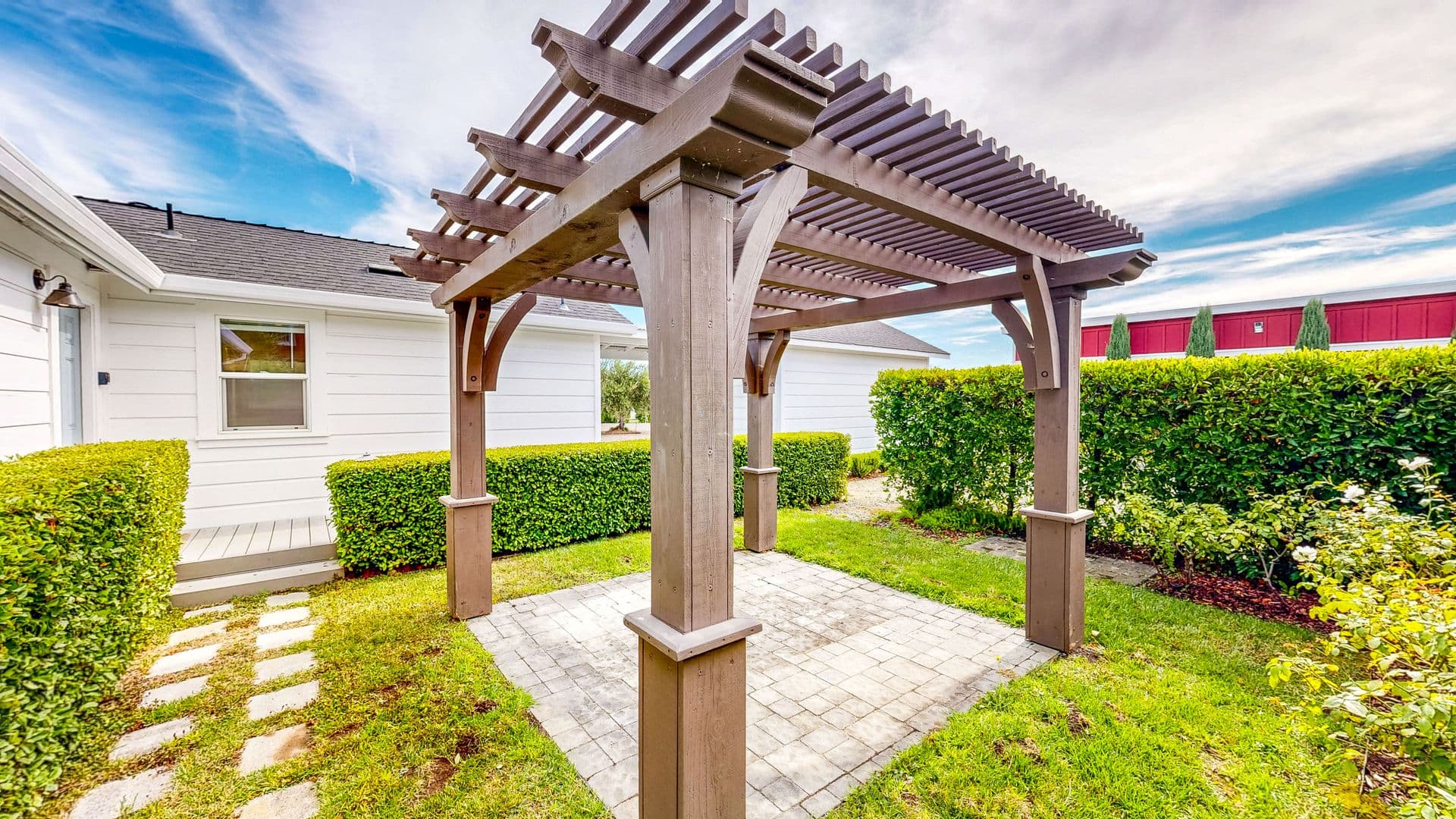 St Helena Apartment: 871 Dowdell Ln,