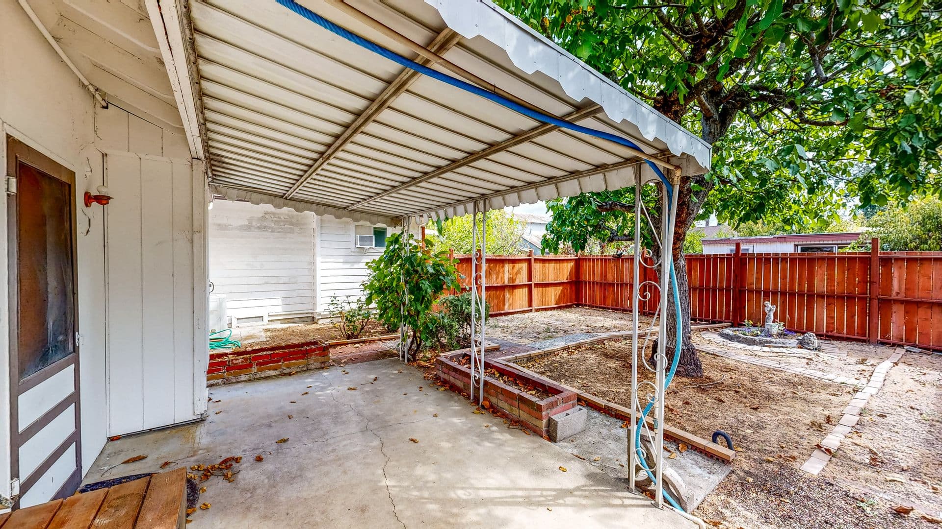 Calistoga House: 1426 3rd St,