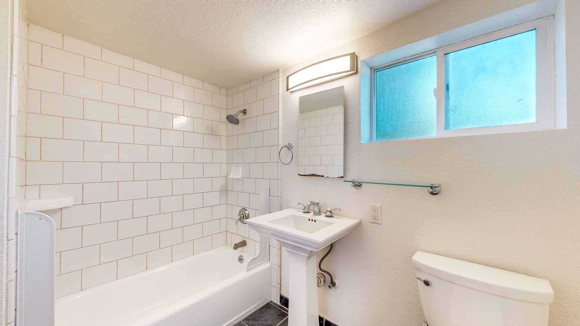 Healdsburg Apartment: 425 North Street -House