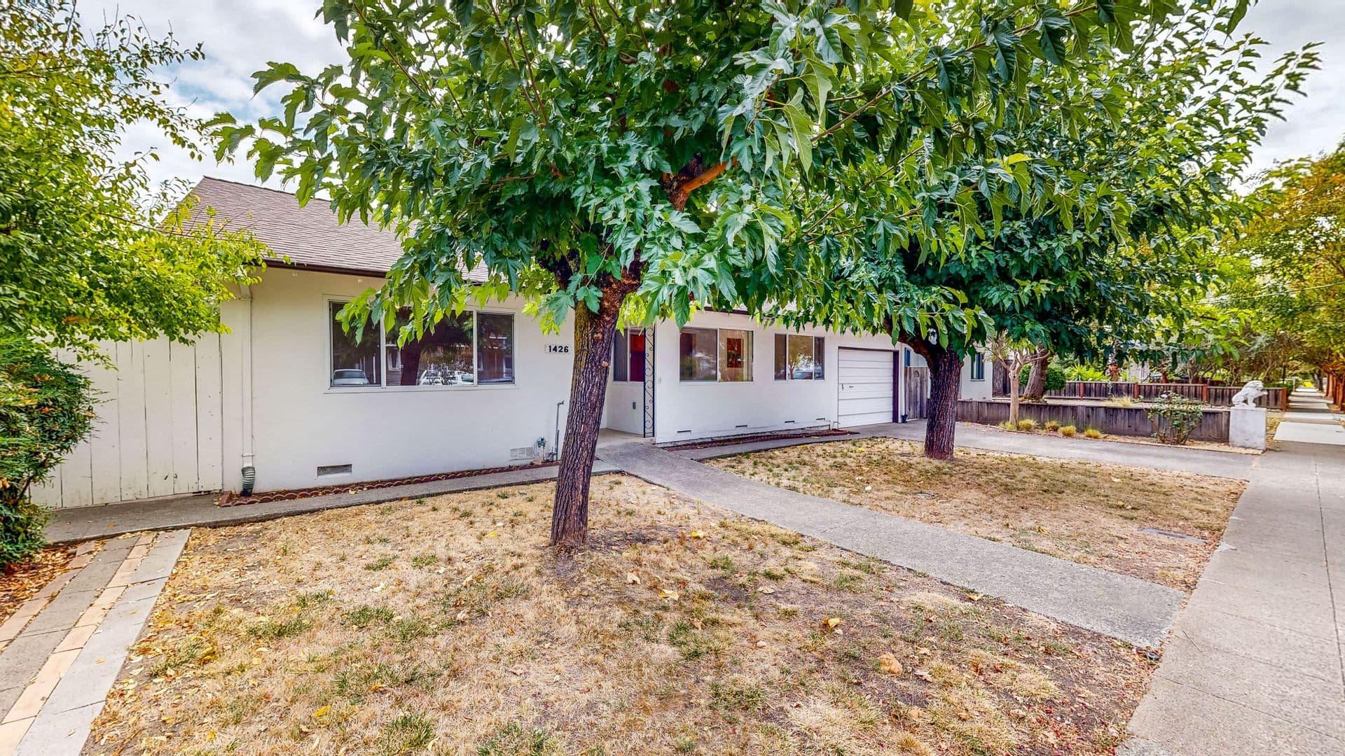 Calistoga House: 1426 3rd St,