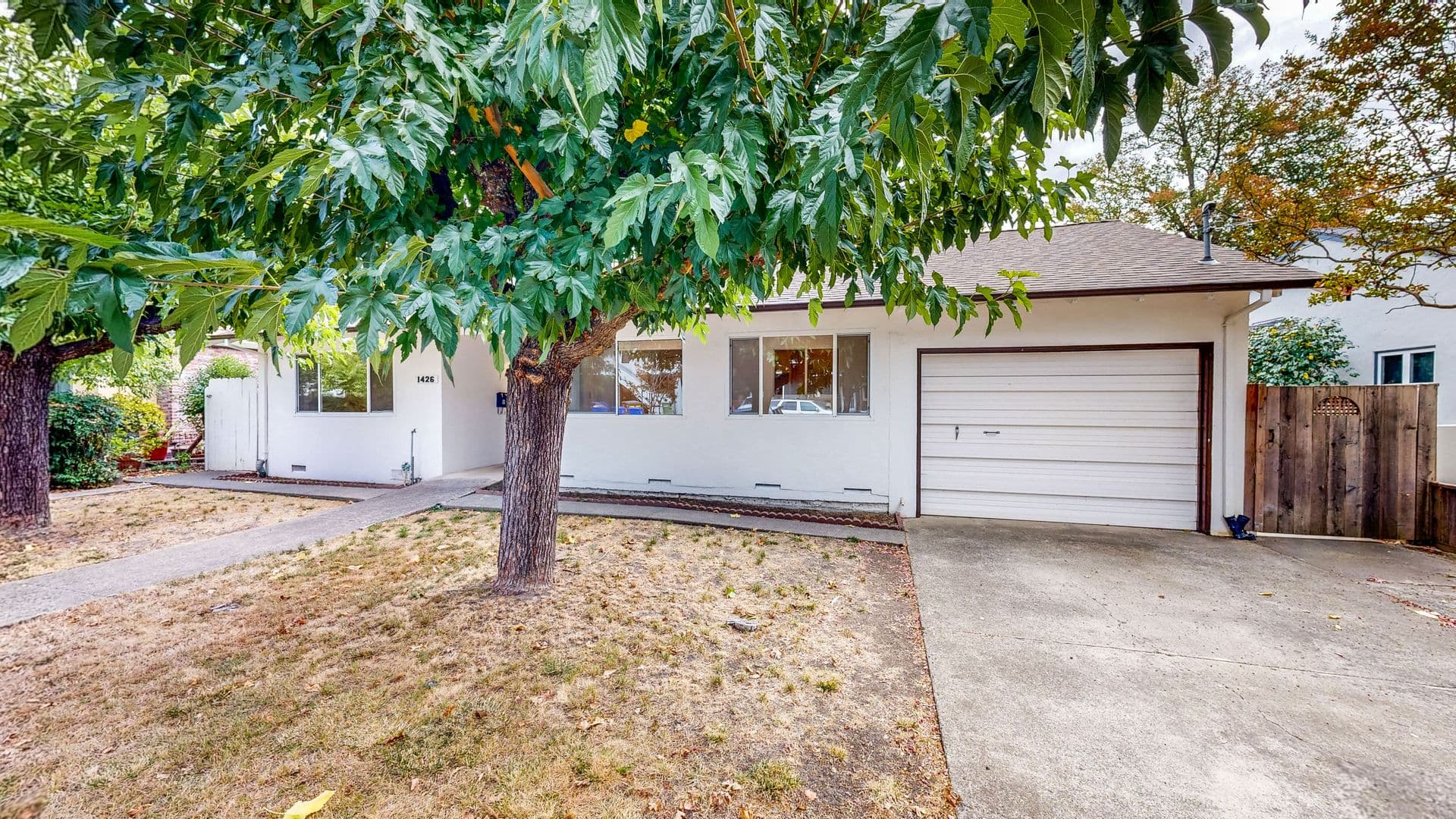 Calistoga House: 1426 3rd St,
