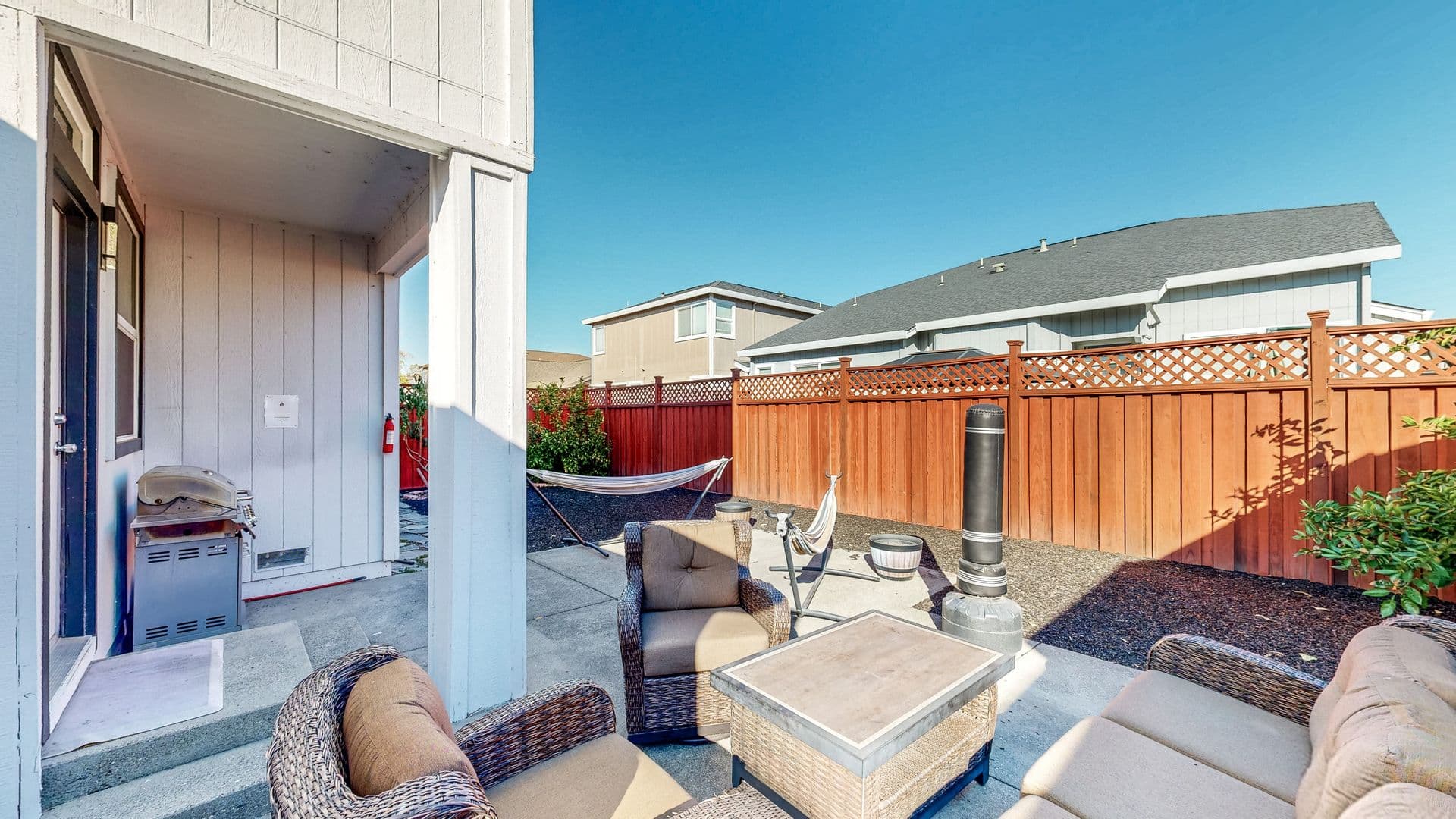 Windsor House: 8112 Luisa Way