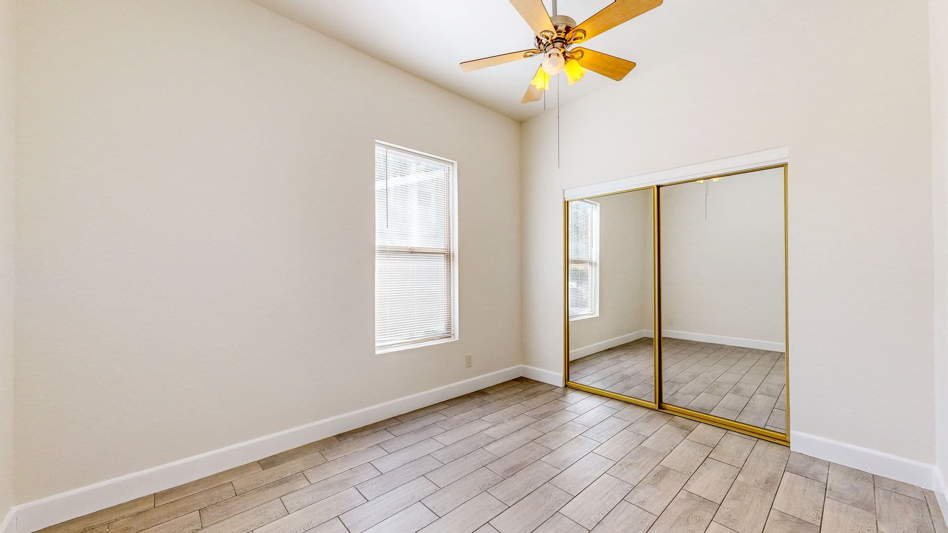 Healdsburg Apartment: 425 North Street -House