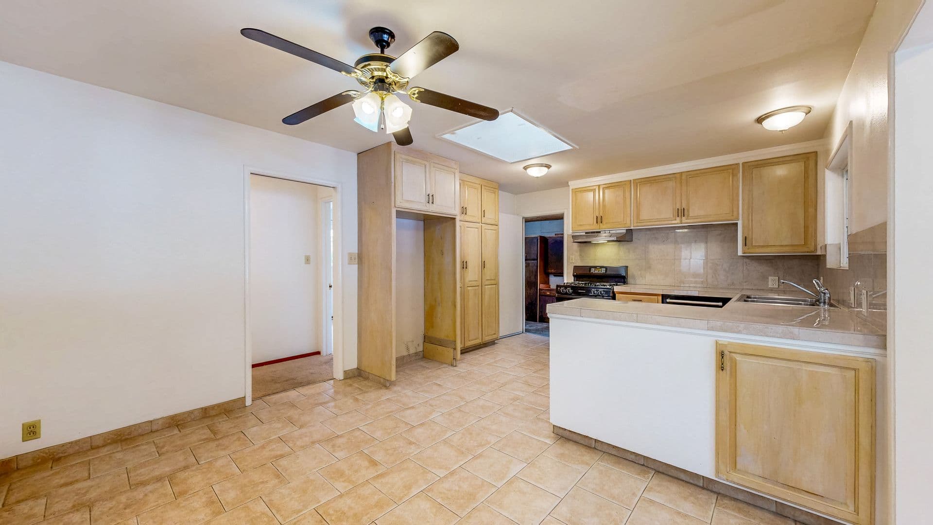 Calistoga House: 1426 3rd St,