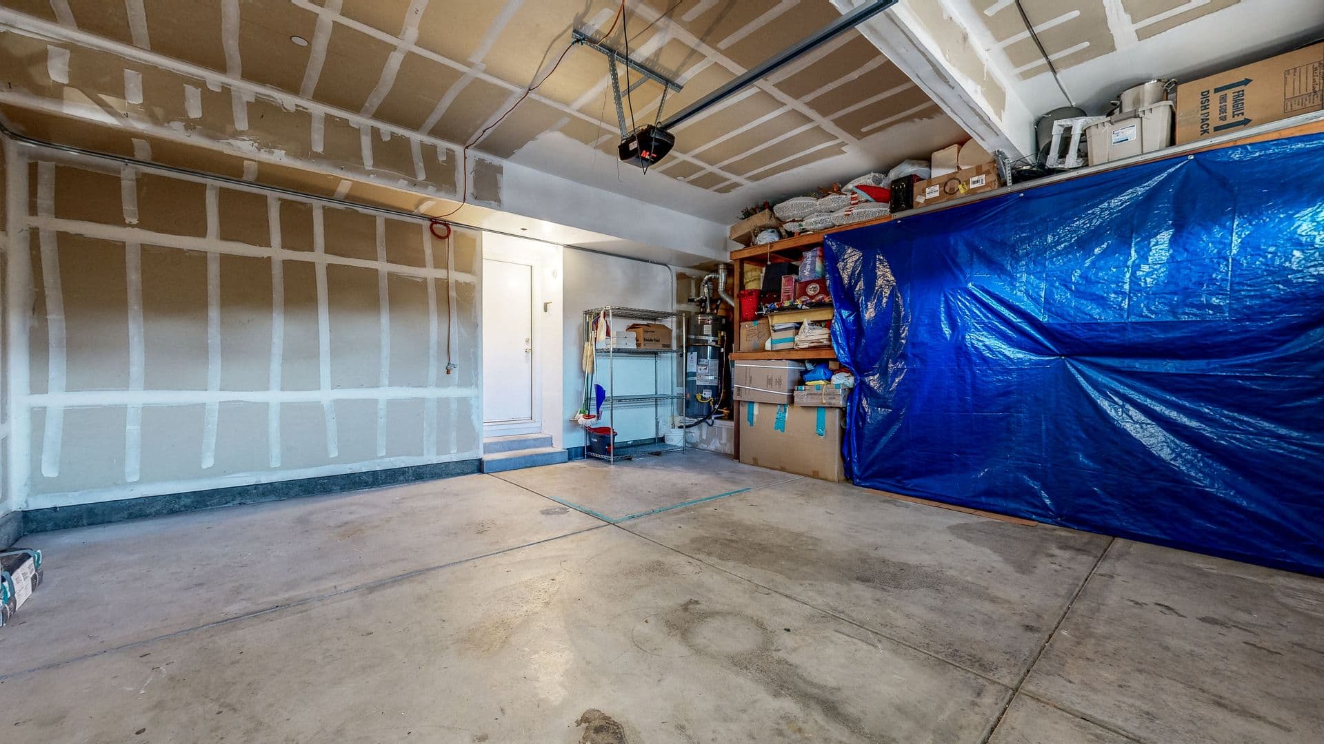 Windsor House: 8112 Luisa Way
