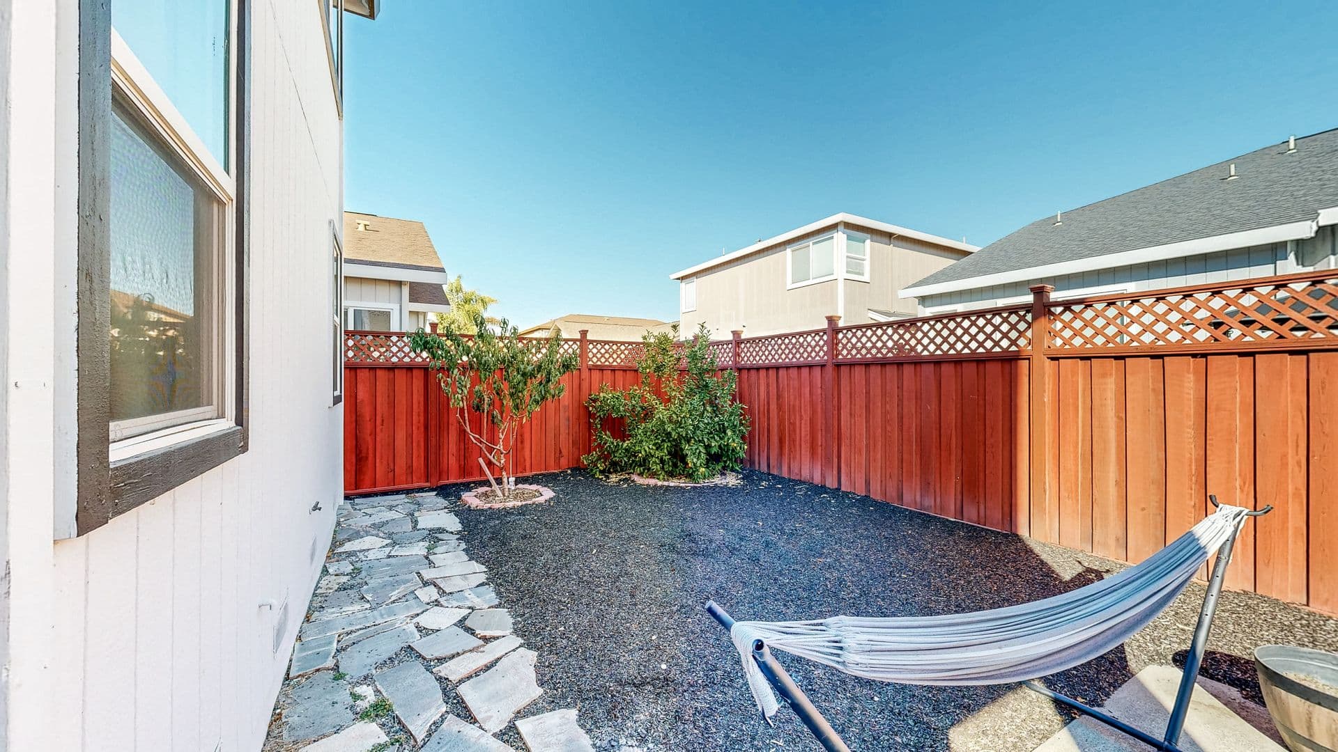 Windsor House: 8112 Luisa Way