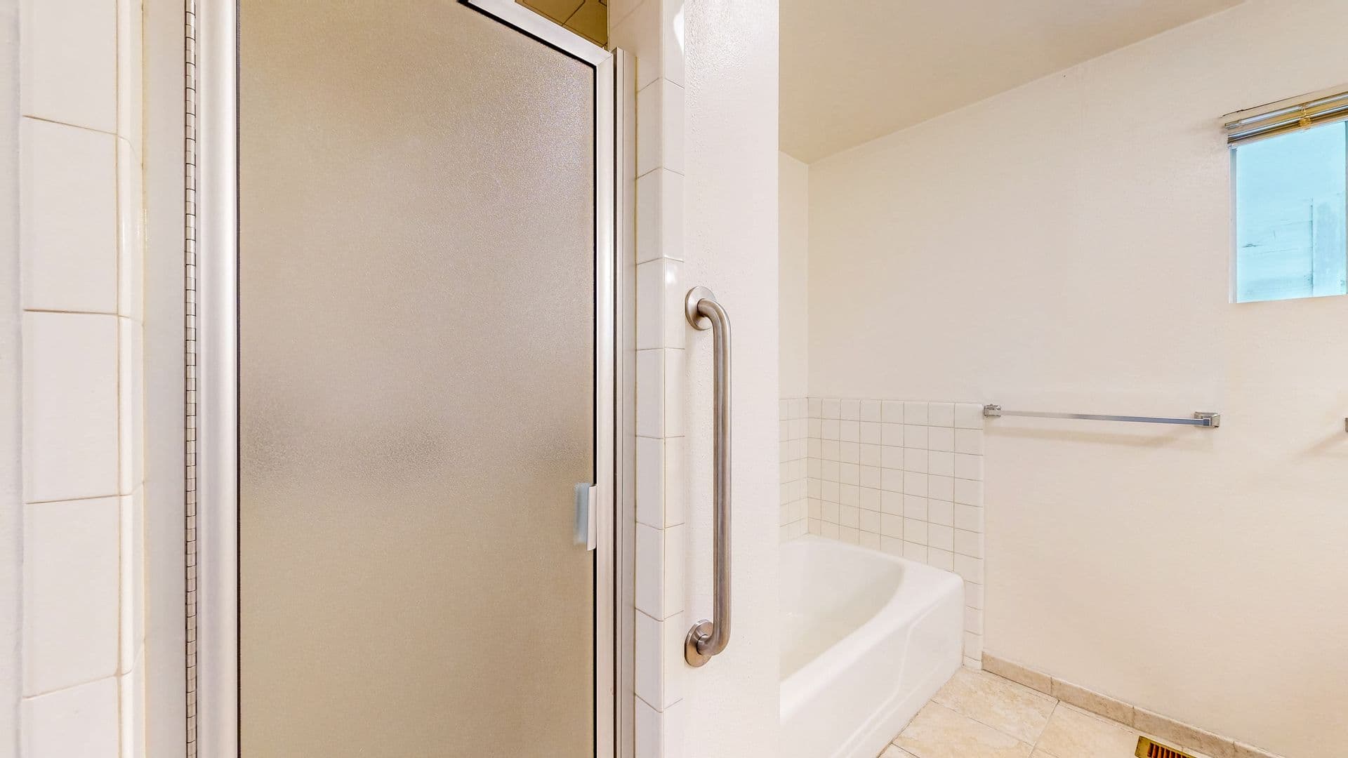 Calistoga House: 1426 3rd St,