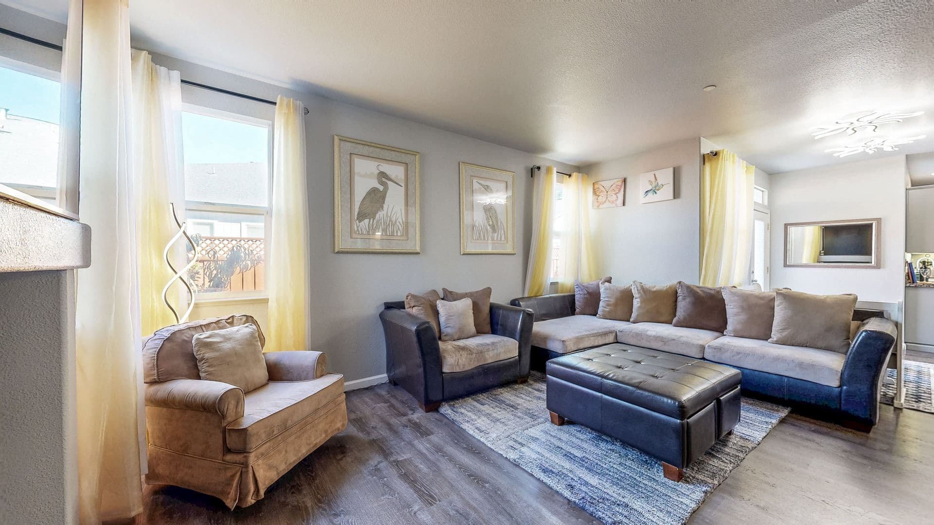 Windsor House: 8112 Luisa Way