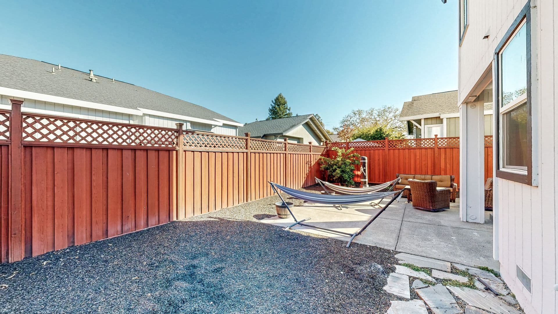 Windsor House: 8112 Luisa Way