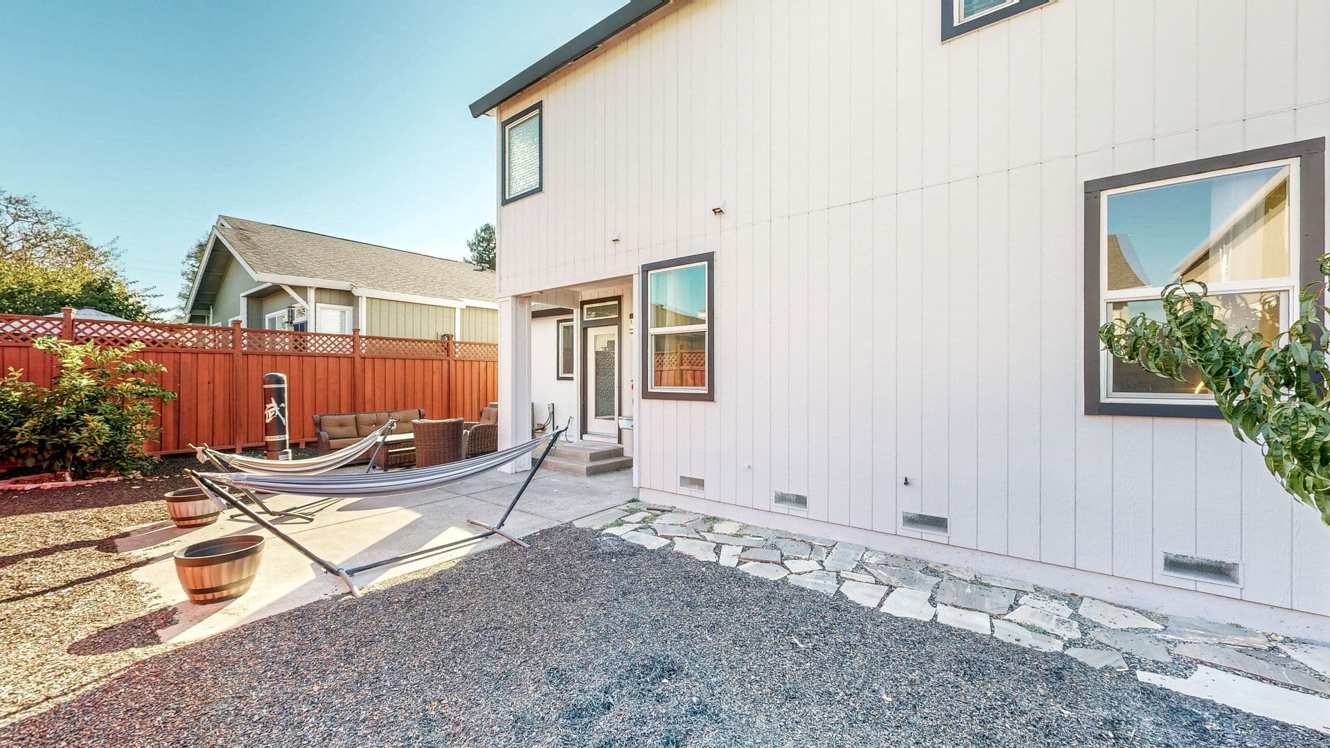 Windsor House: 8112 Luisa Way