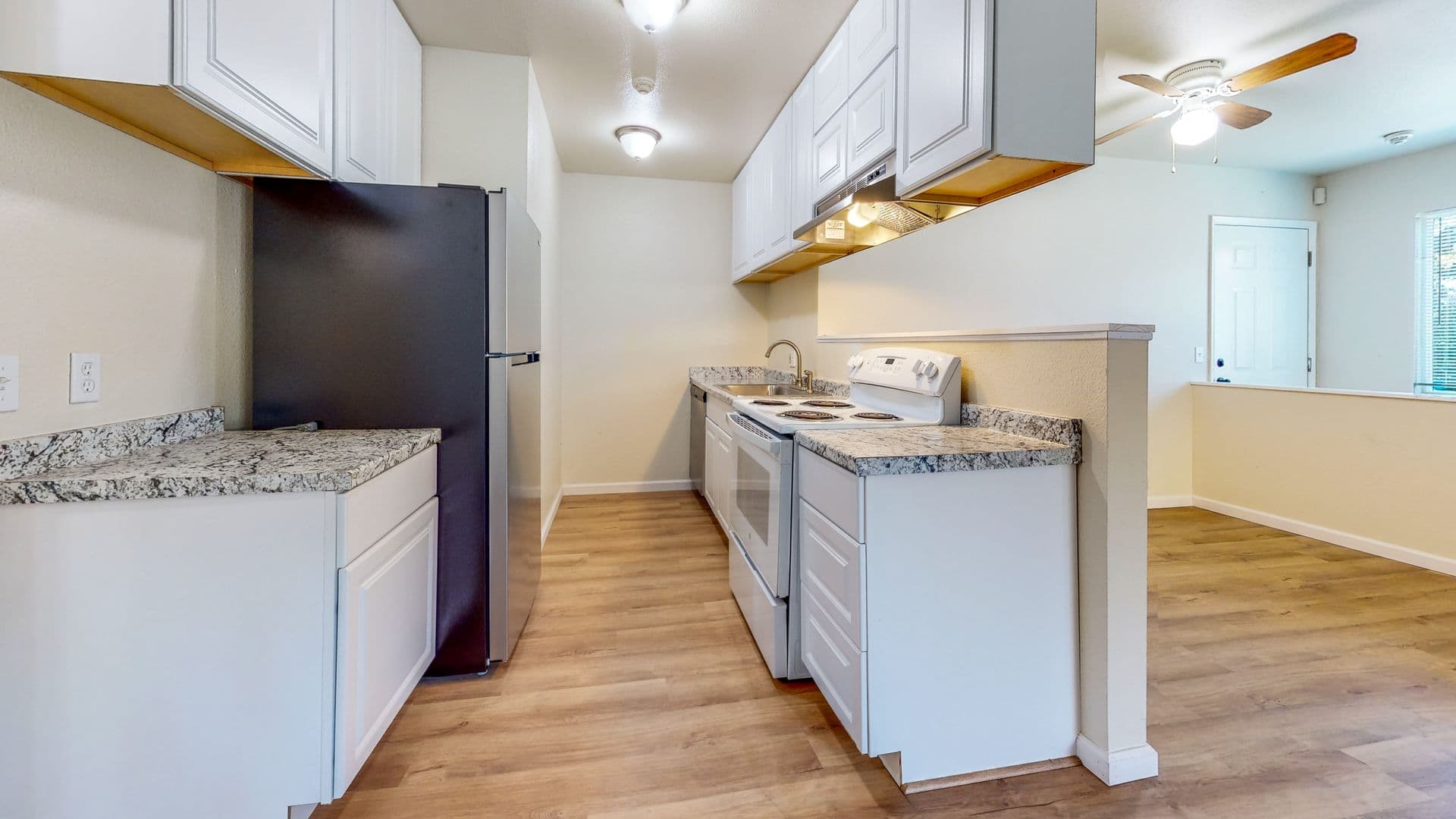 Santa Rosa Apartment: 2366 Heidi Place