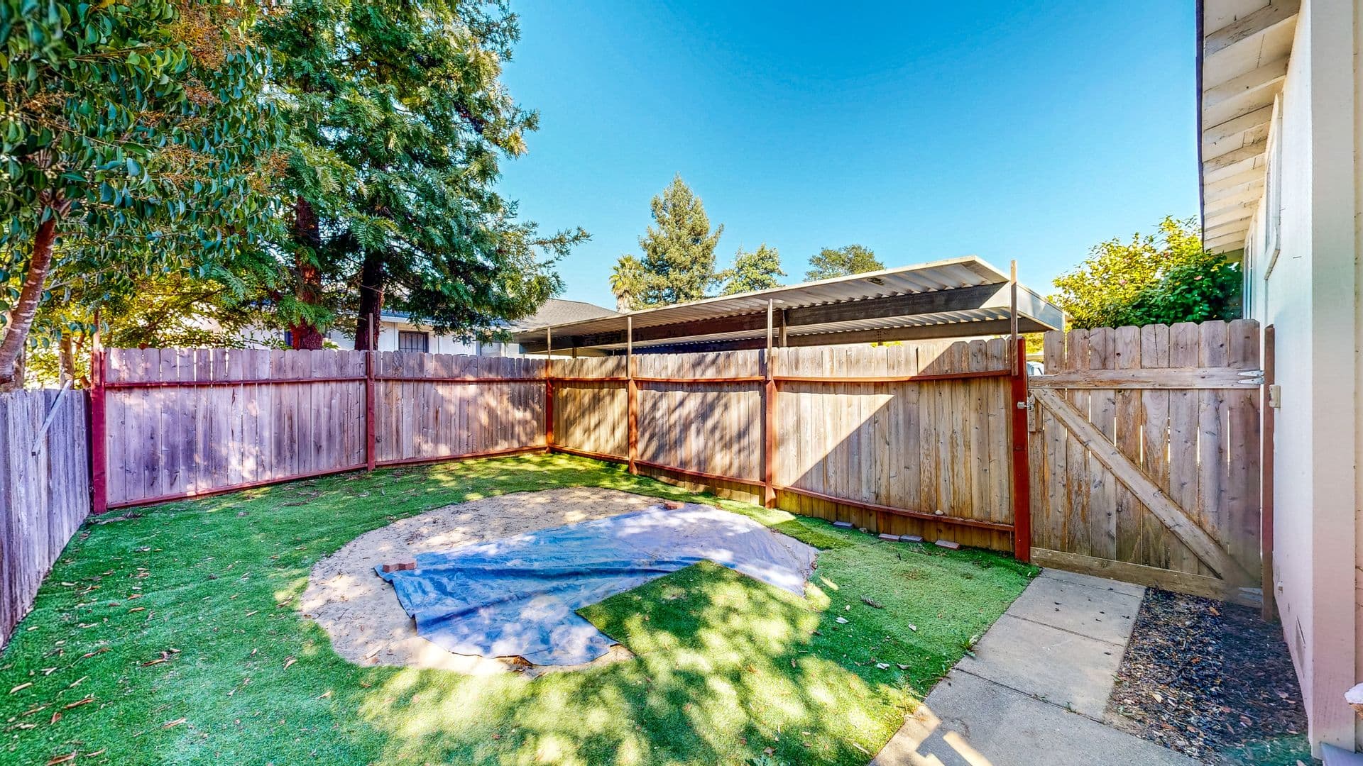 Healdsburg Apartment: 425 North Street -House