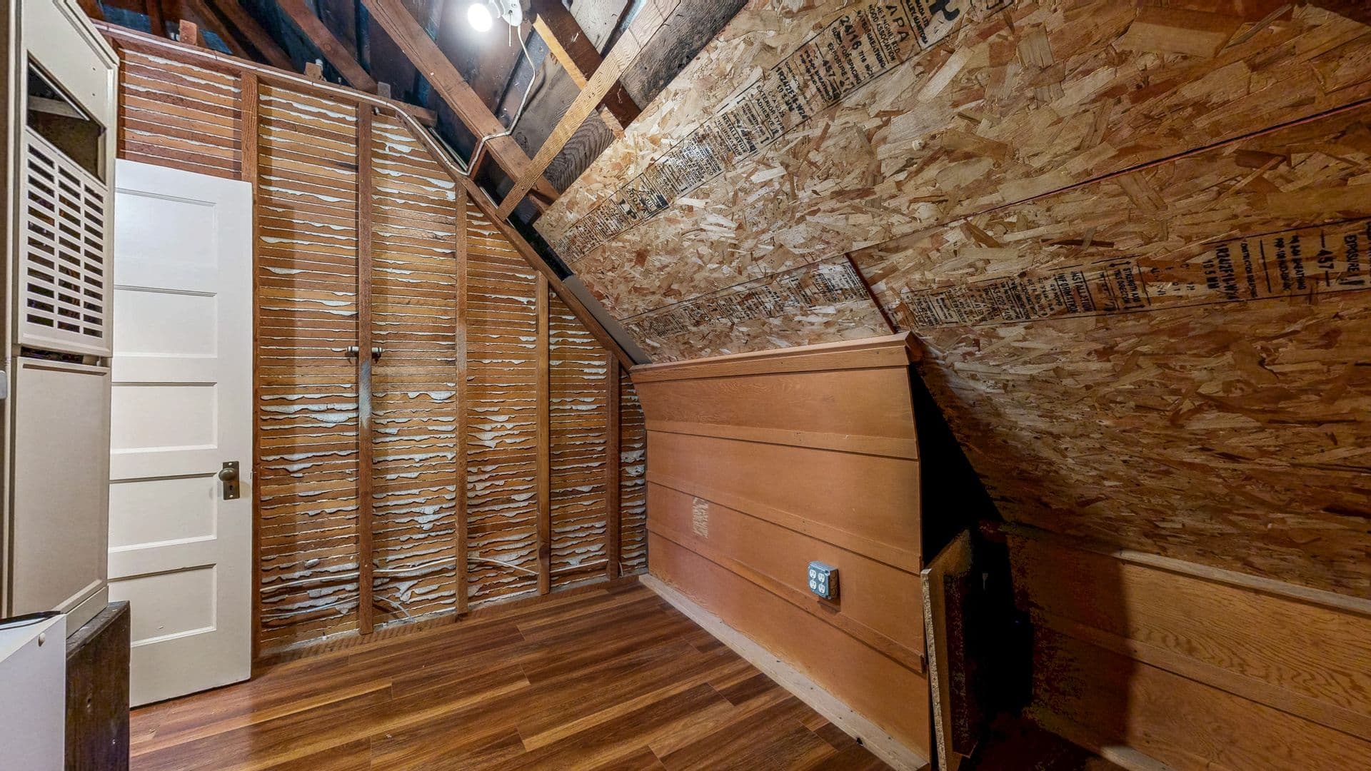 Petaluma Apartment: 407 Kentucky St.