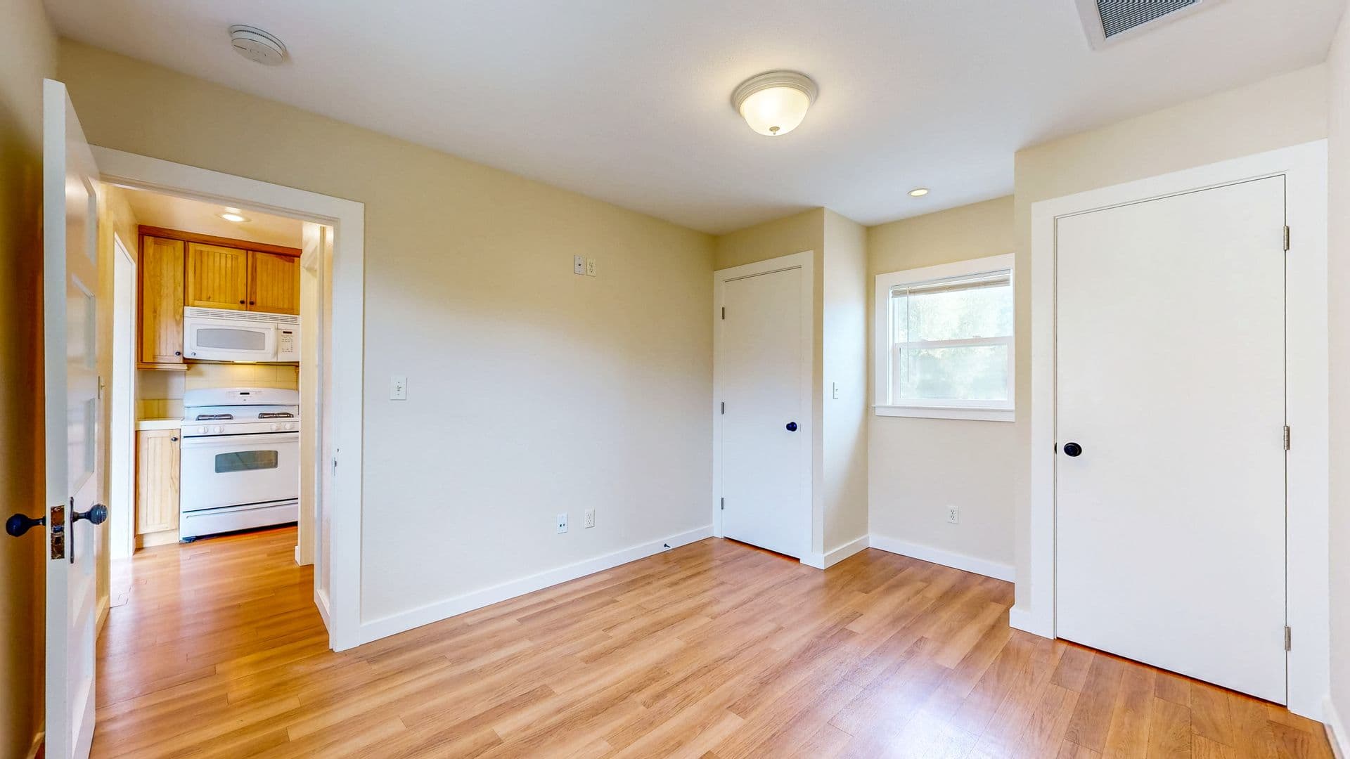 St Helena Apartment: 871 Dowdell Ln,