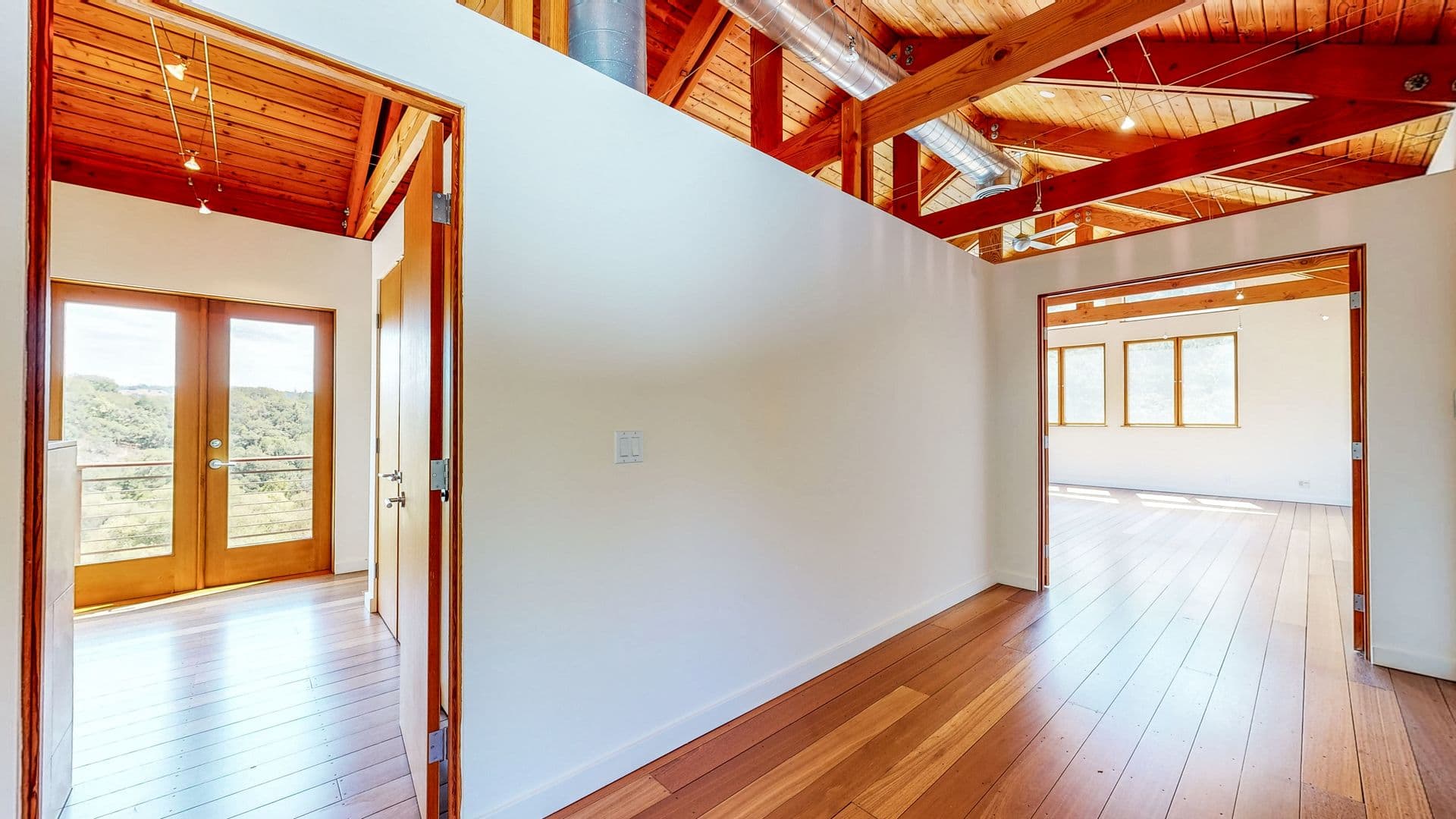 Santa Rosa House: 812 Leslie Creek Lane