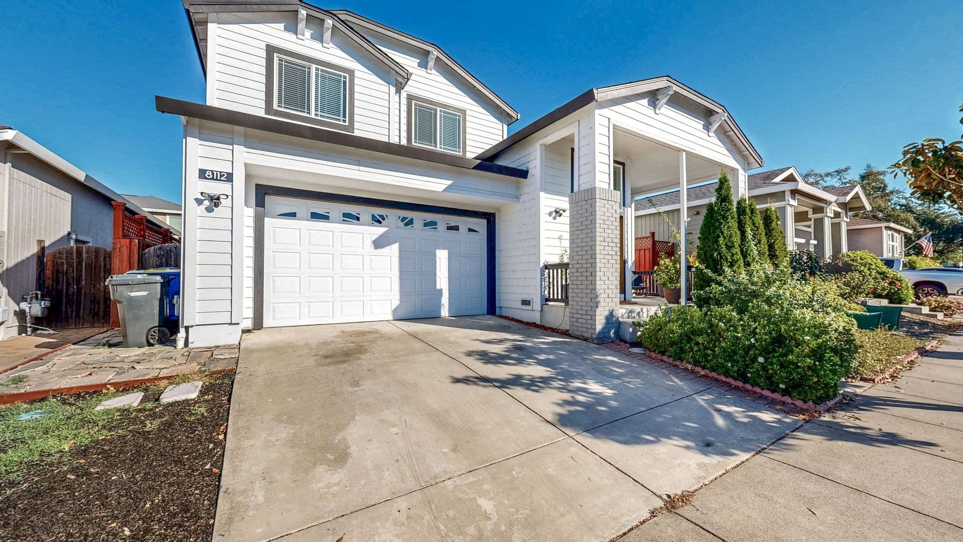 Windsor House: 8112 Luisa Way