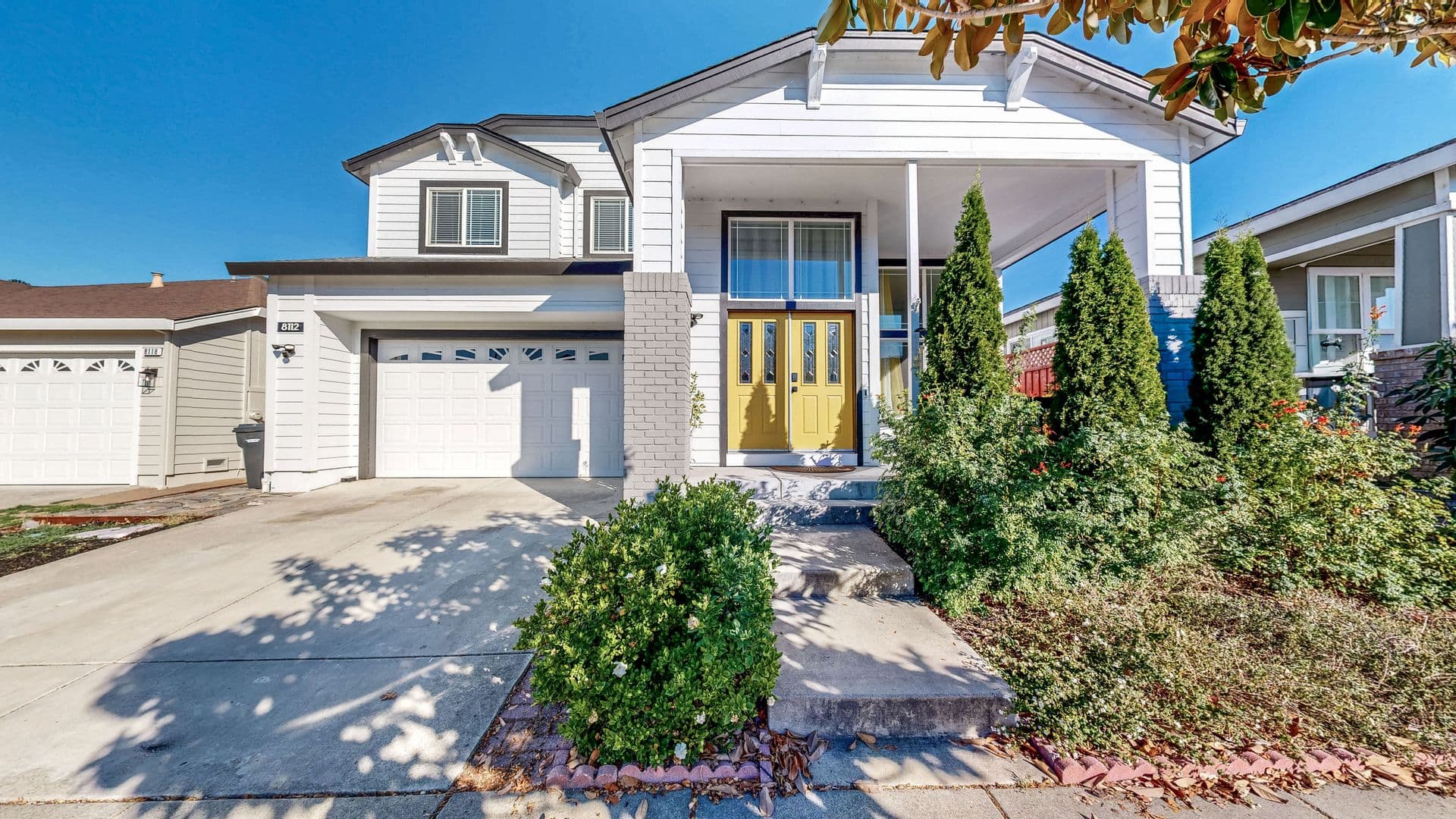 Windsor House: 8112 Luisa Way