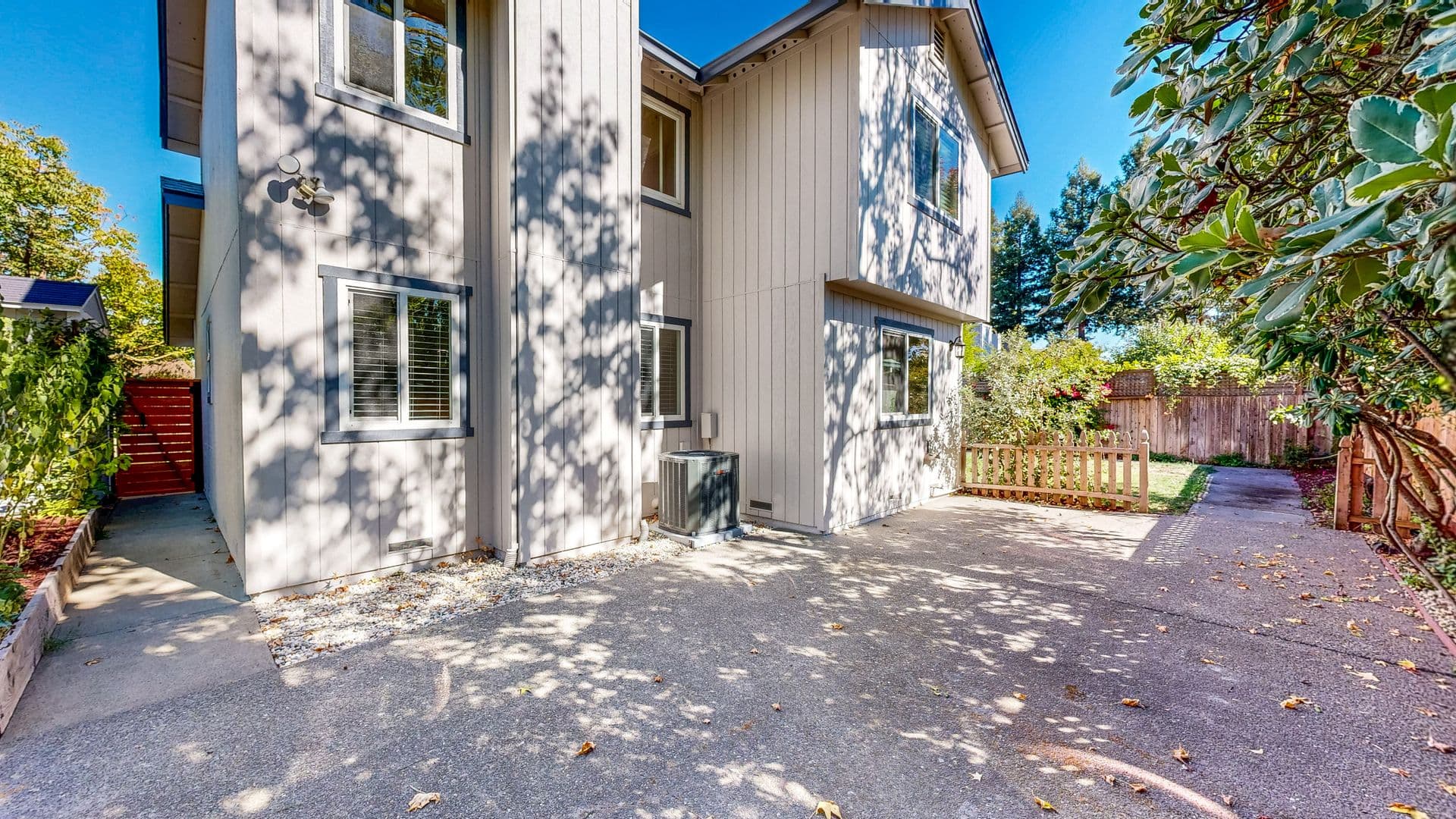 Santa Rosa House: 2266 Coventry court