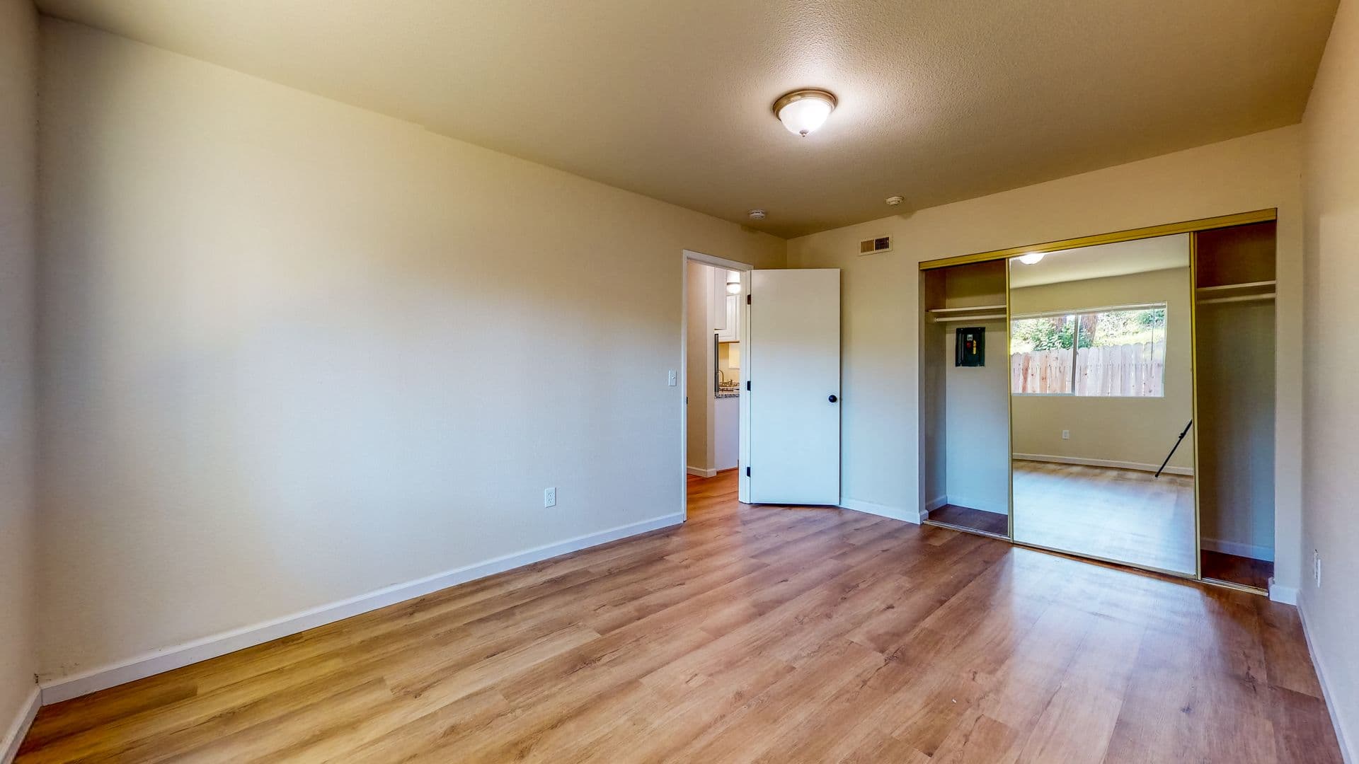 Santa Rosa Apartment: 2366 Heidi Place