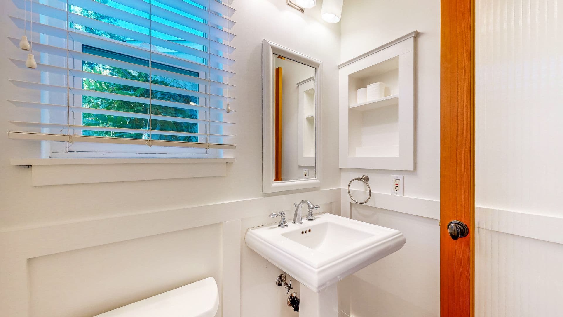 Santa Rosa House: 2266 Coventry court