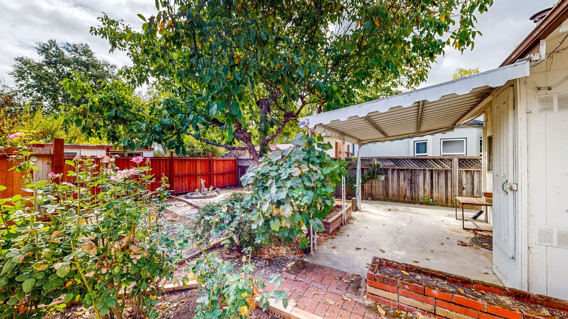 Calistoga House: 1426 3rd St,