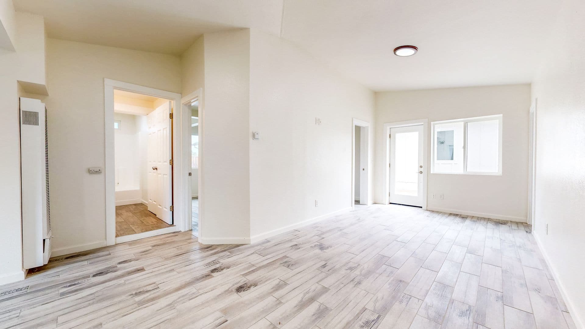 Santa Rosa Apartment: 2113 Dennis Lane