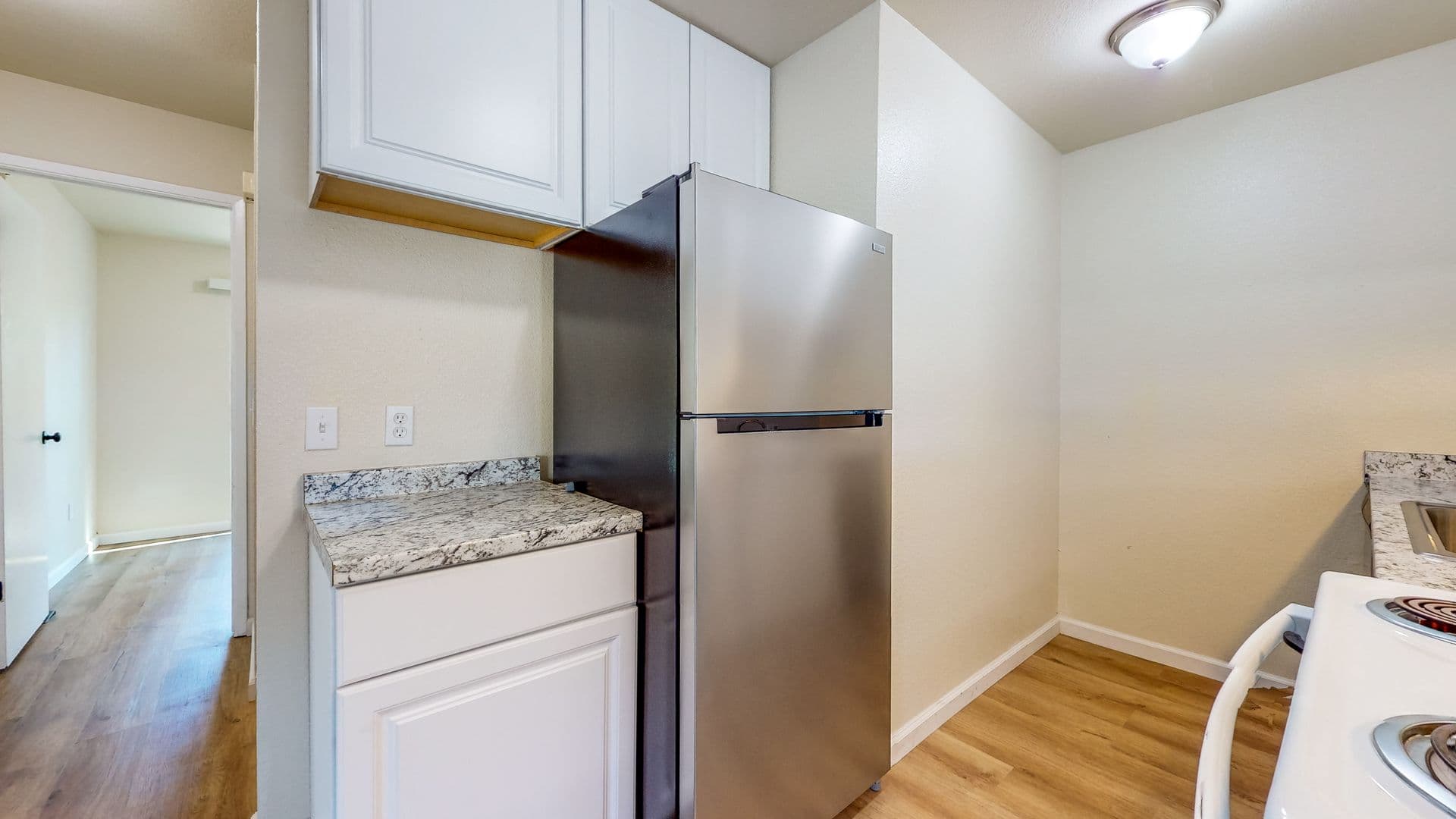 Santa Rosa Apartment: 2366 Heidi Place