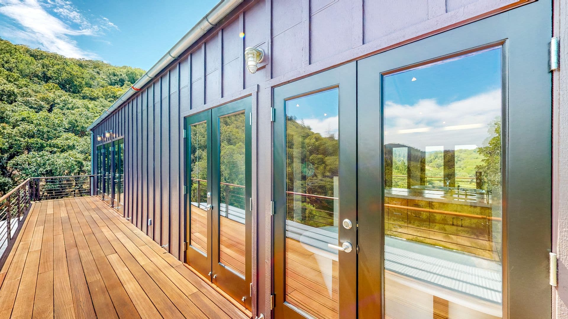 Santa Rosa House: 812 Leslie Creek Lane