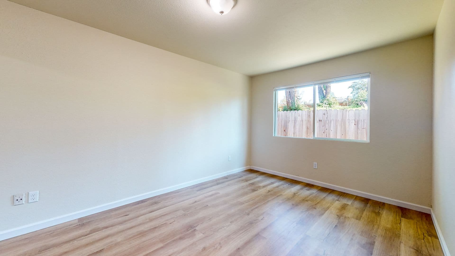 Santa Rosa Apartment: 2366 Heidi Place