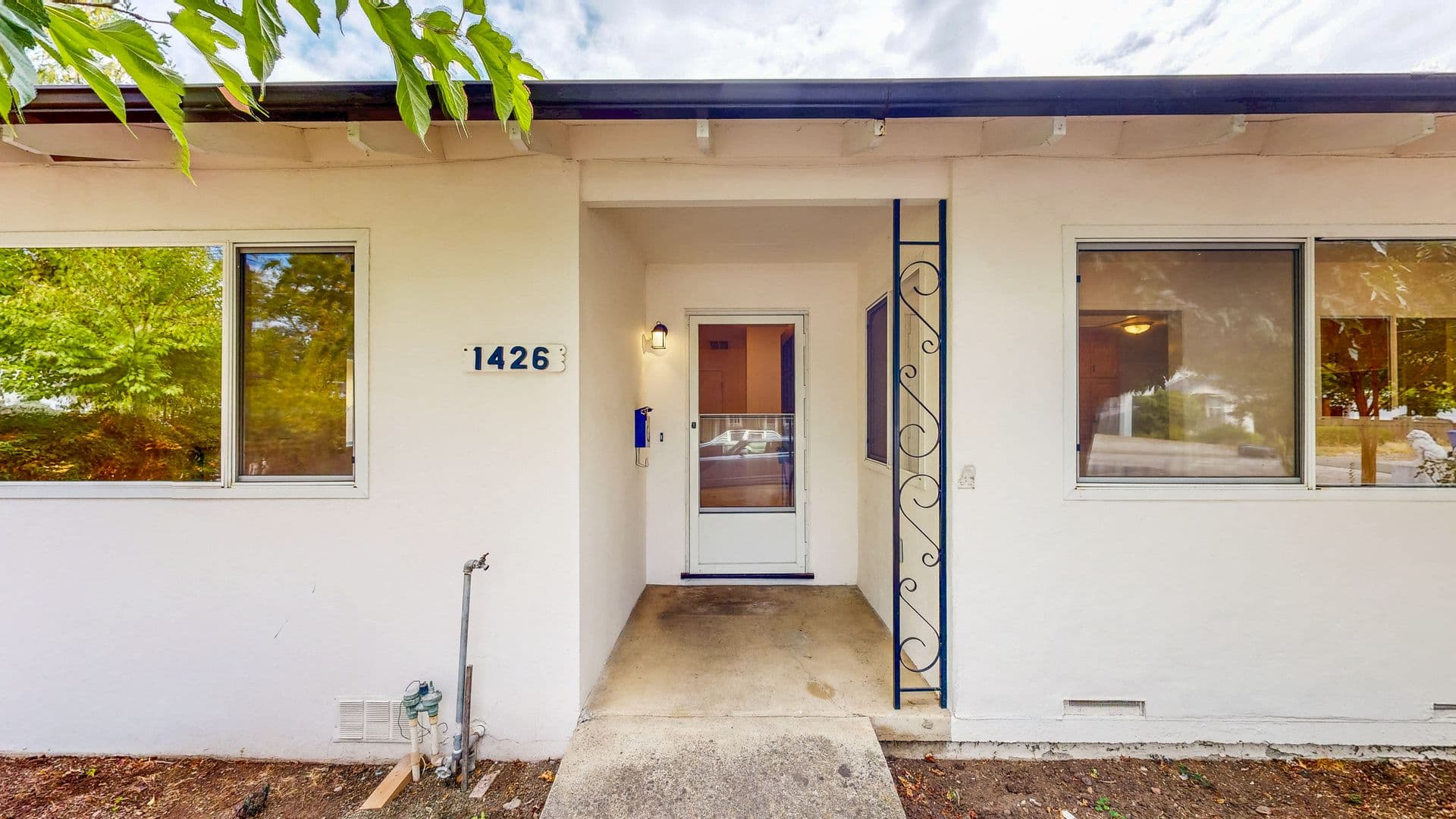 Calistoga House: 1426 3rd St,