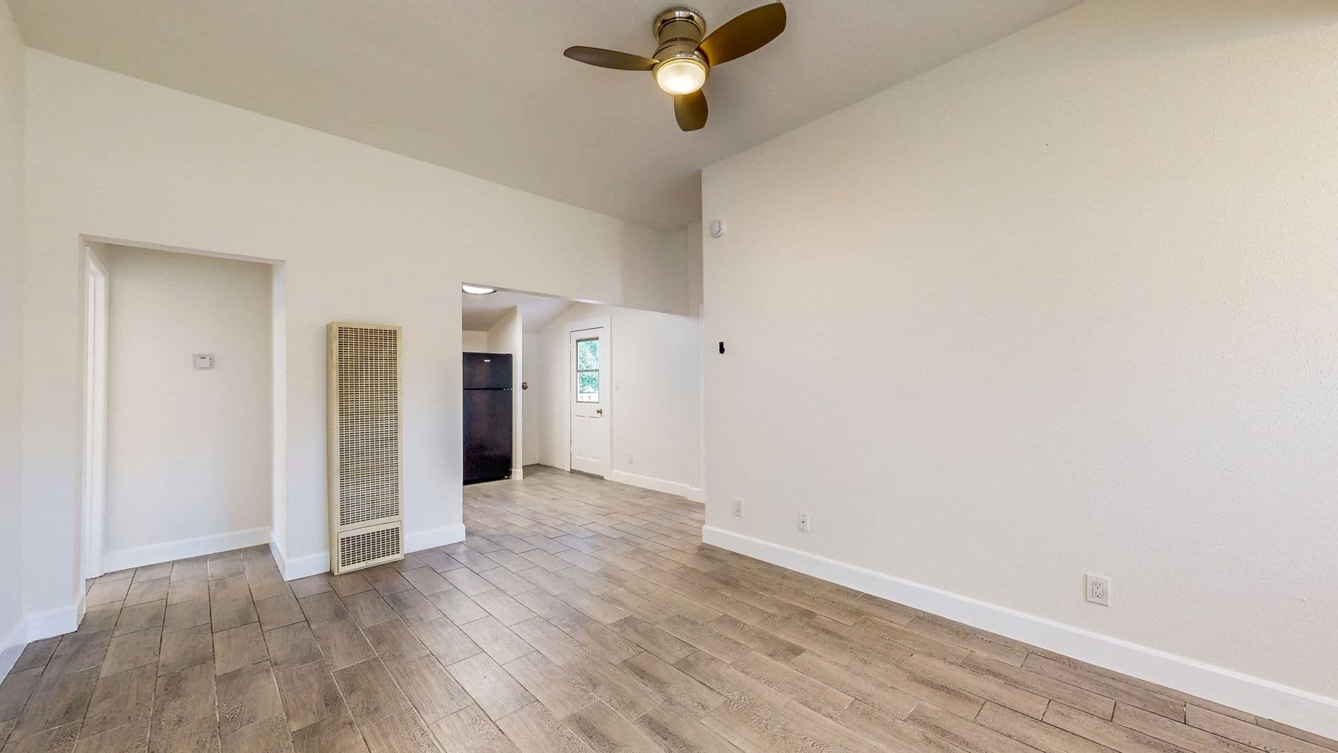 Healdsburg Apartment: 425 North Street -House