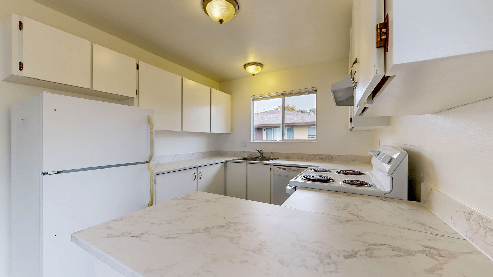 Santa Rosa Apartment: 5020 Roma St