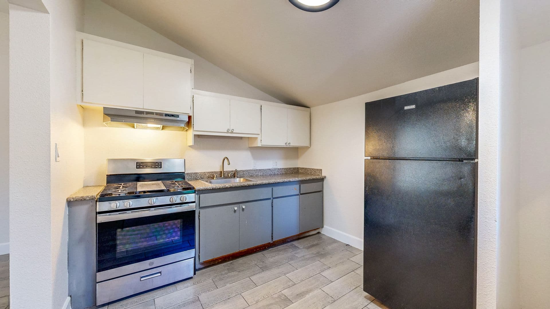 Healdsburg Apartment: 425 North Street -House