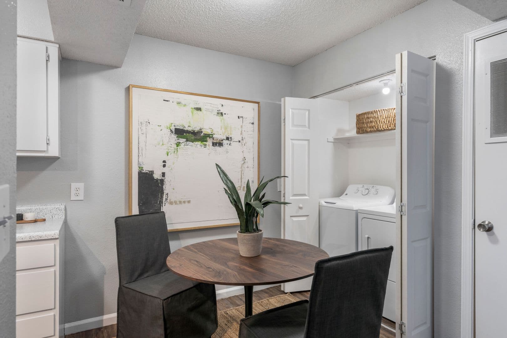 Norman Apartment: 705 Ridgecrest Ct