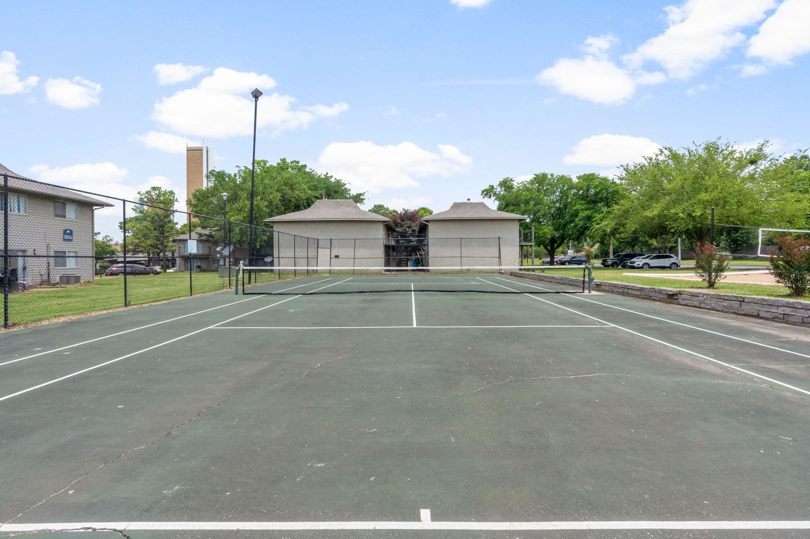 Tulsa Apartment: 8812 S Delaware Ave